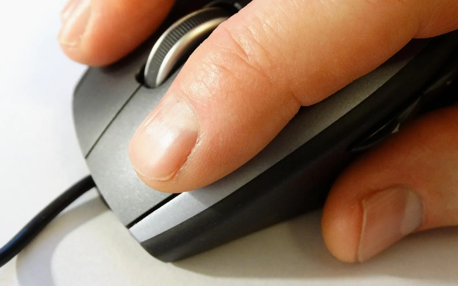 Computer mouse, mouse and pc