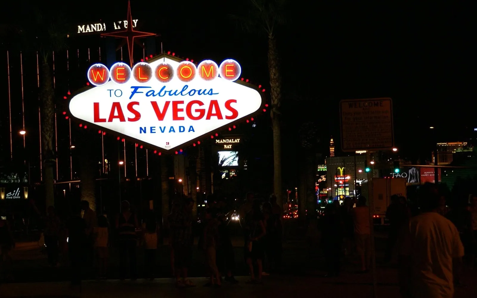 Las vegas, welcome and neon sign