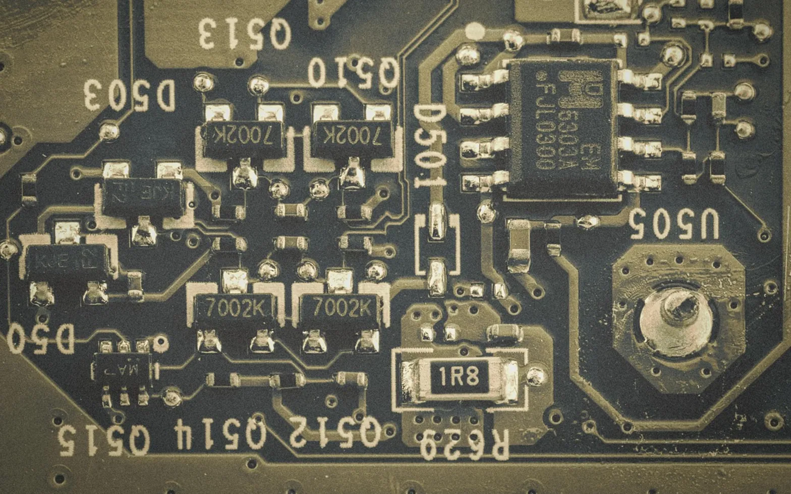 Printed circuit board, circuit board and electronics