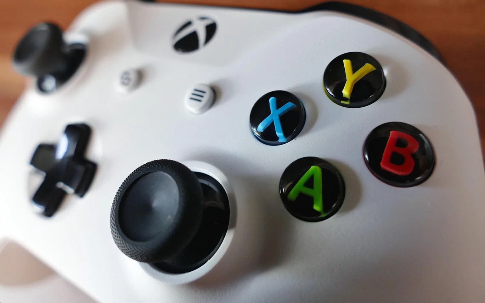 X box, console and joypad